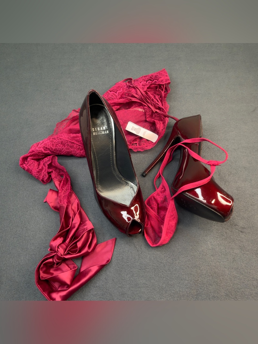 Stuart Weitzman Burgundy Patent Leather Peep Toe Platform Pumps Heels 8.5 M